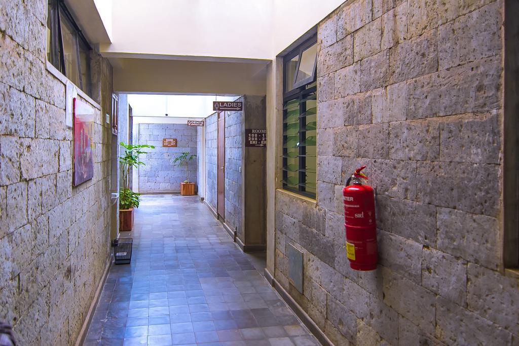 Chak Guesthouse & Conference Center 나이로비 외부 사진